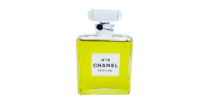 Chanel N019