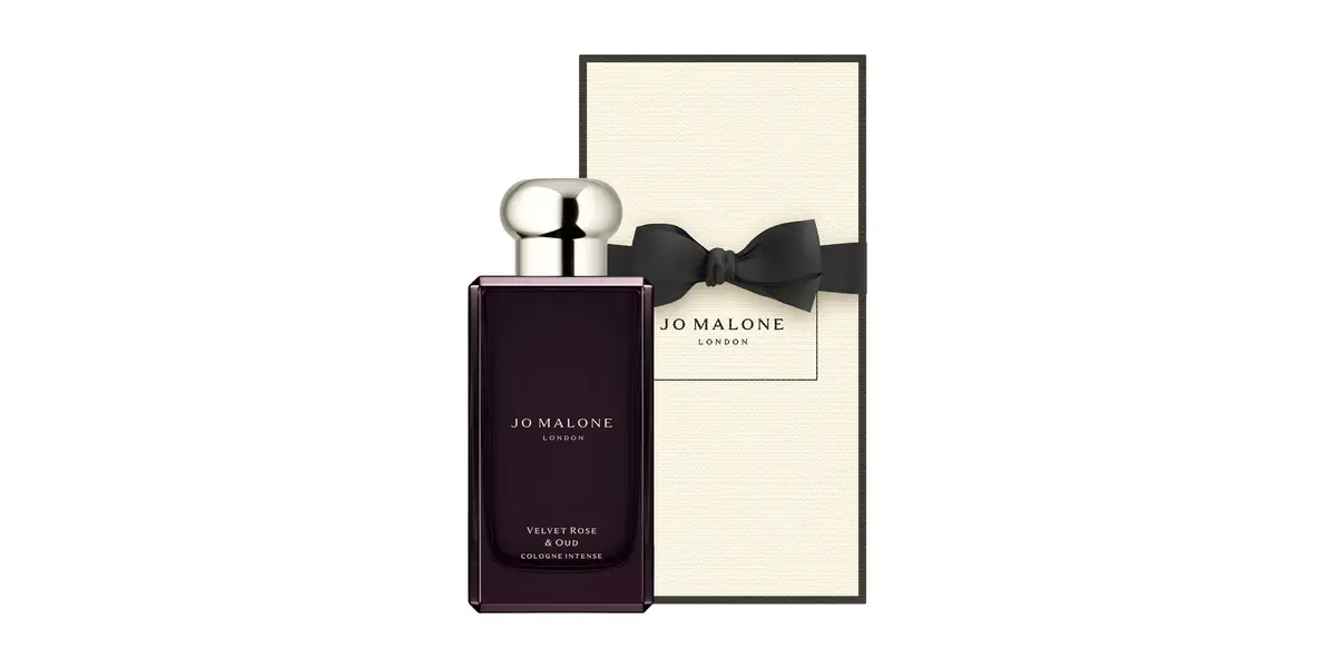 Velvet Rose & Oud fragrance