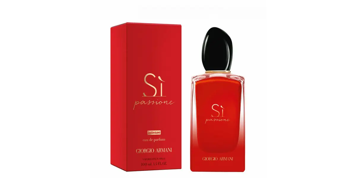 Sì Passione Intense fragrance